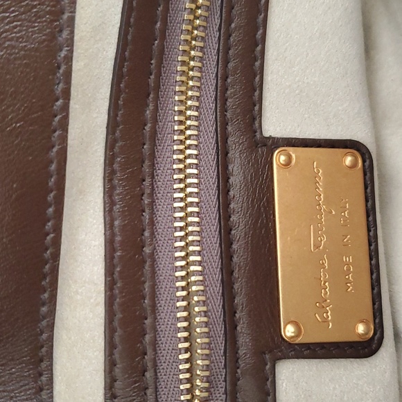 Rare Python Salvatore Ferragamo Handbag - Picture 7 of 12